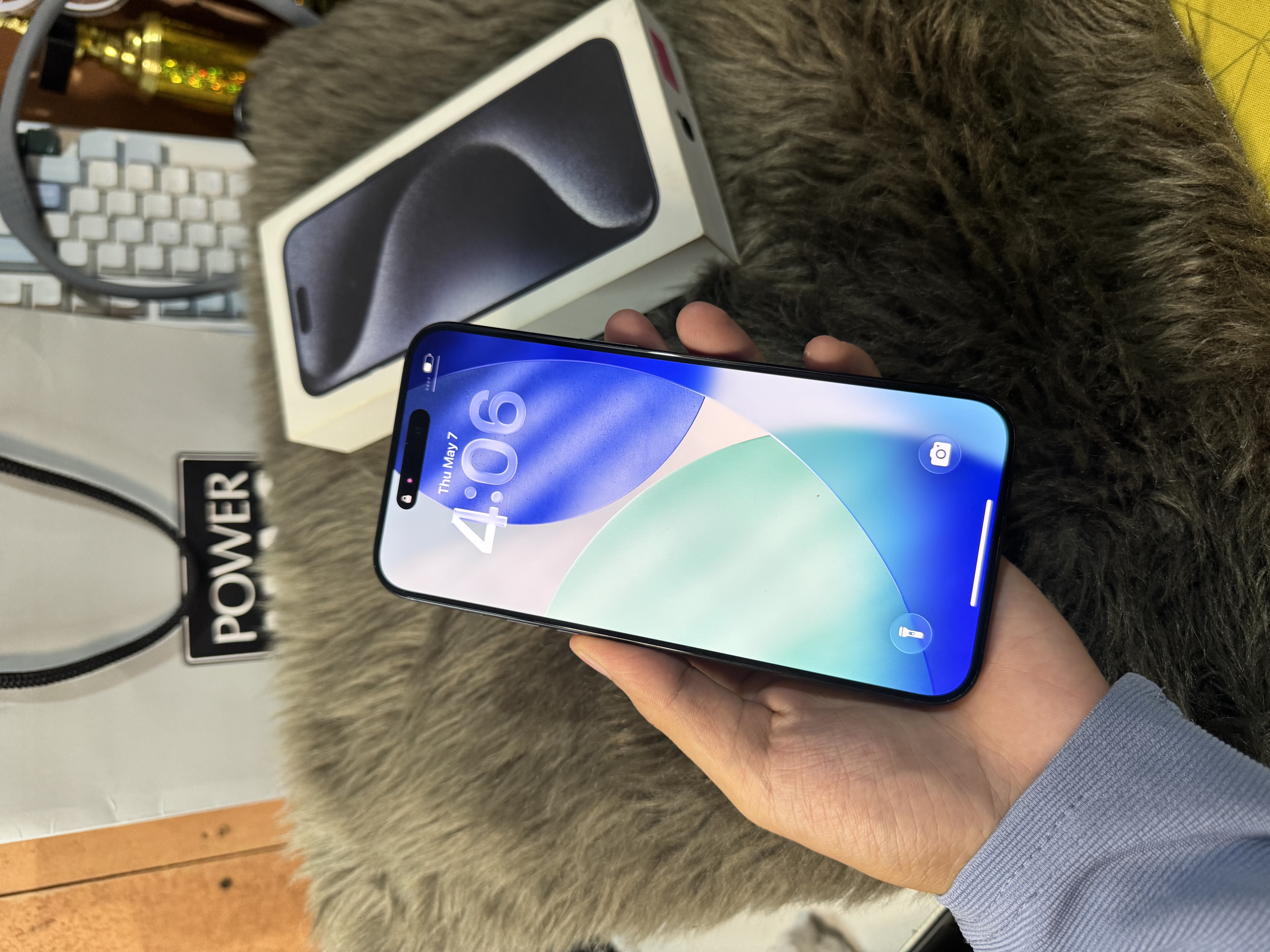 iPhone 15 Promax thumbnail 3