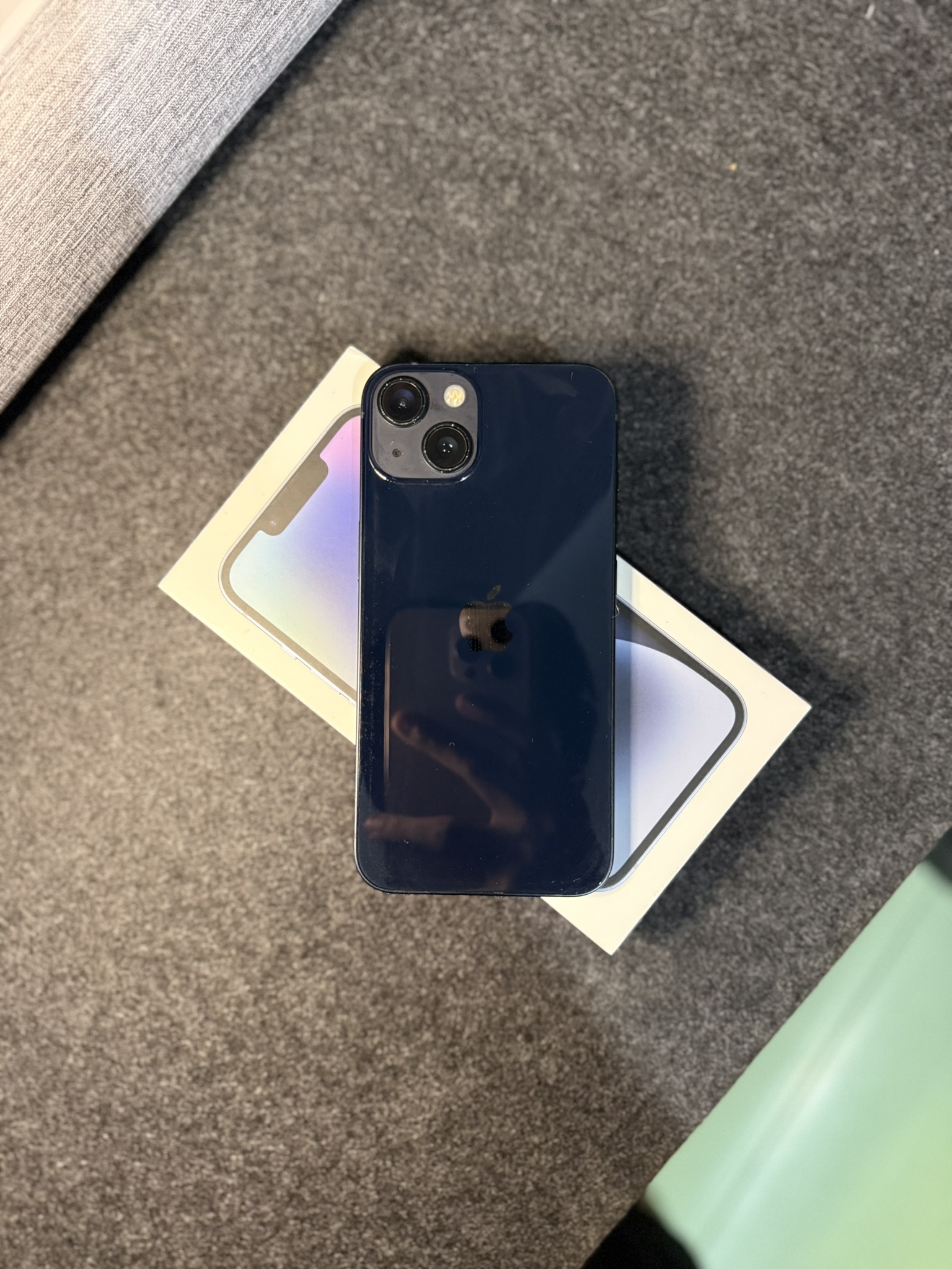 iPhone 13 Midnight